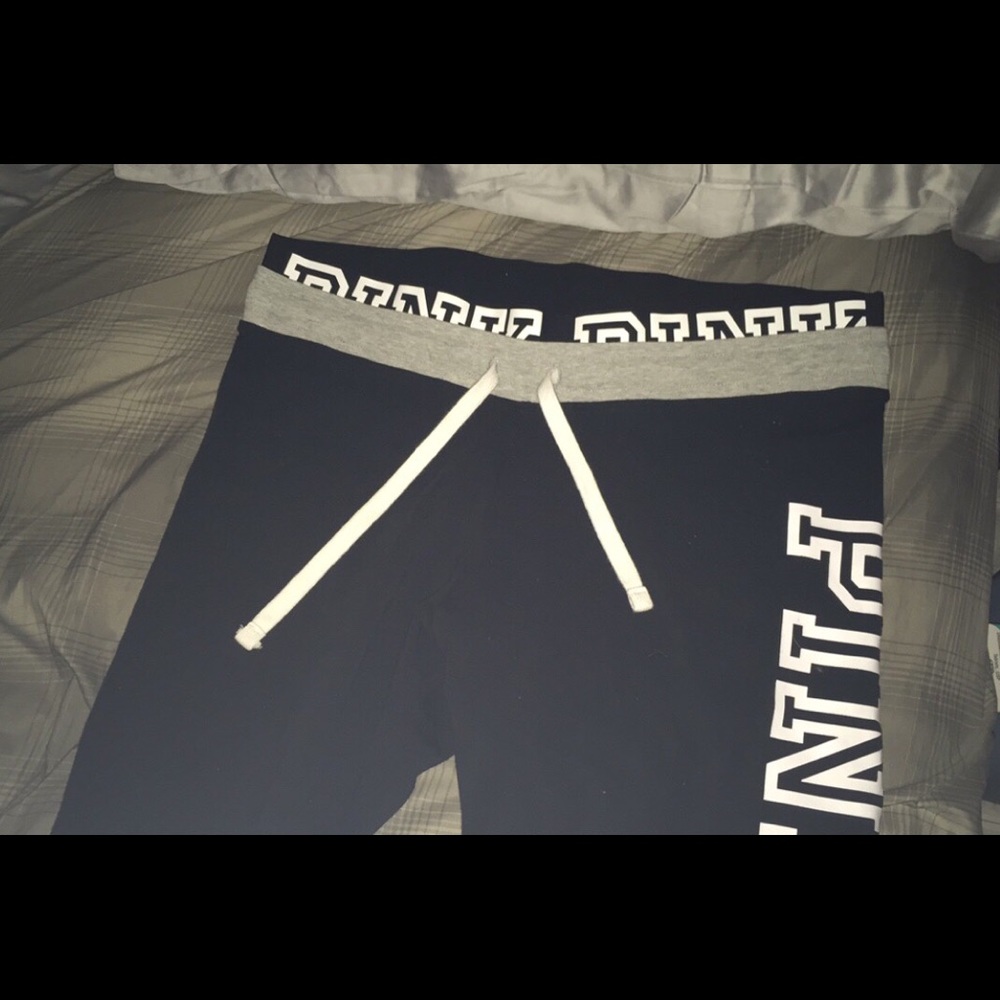PINK NATION Yoga leggings!!😍😍💕